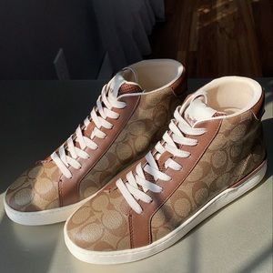 NEW Clip High Top Sneaker by Coach 🤎!